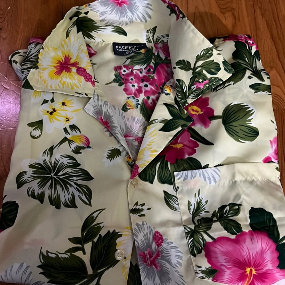 Hawaiian shirt from pacific and co